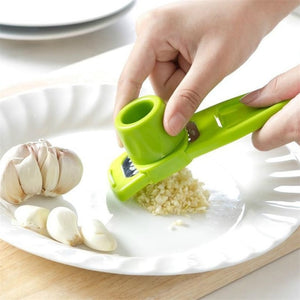 Open image in slideshow, Stainless Steel PP Garlic Presses Ginger Cutter Candy Color Plastic Grinding Tool Microplaner Planer Kitchen Grater Grinder
